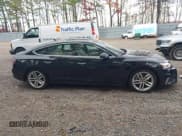 ✅ 2019 Audi A5 Sportback Premium • VIN: WAUANCF57KA058840 • Lot: 43656464. Wystawiony na IAAI z przebiegiem 65 578 mil. Bezpłatny archiwum sprzedaży aukcyjnych z USA i szczegółowy raport historii pojazdu na DreamBid. Zdjęcie 13.