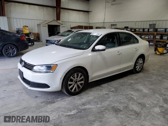 ✅ 2013 Volkswagen Jetta SE • VIN: 3VWDP7AJ5DM444827 • Lot: 87288015. Listed on Copart with 156,375 mi. Free auction sales archive from the USA and detailed vehicle history report at DreamBid. Image 1.