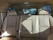 ✅ 2010 Chevrolet Suburban LT • VIN: 1GNZKMEG4AR135601 • Lot: 77075234. Wystawiony na Copart z przebiegiem 158 923 mil. Bezpłatny archiwum sprzedaży aukcyjnych z USA i szczegółowy raport historii pojazdu na DreamBid. Zdjęcie 10.