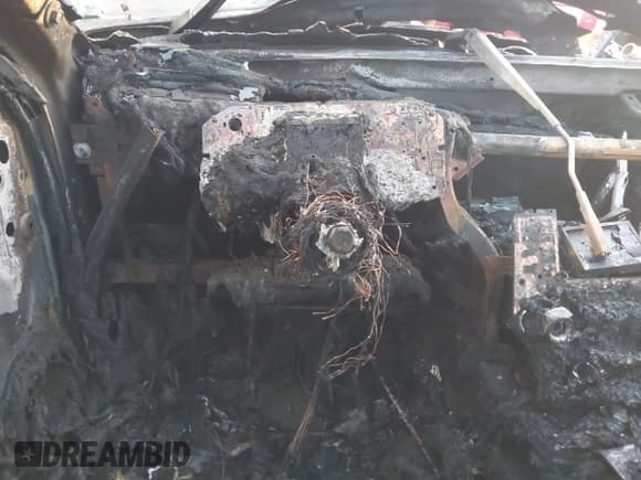 ✅ 2016 Ford Mustang V6 • VIN: 1FA6P8AM6G5225743 • Lot: 43620747. Listed on IAAI with Not provided. Free auction sales archive from the USA and detailed vehicle history report at DreamBid. Image 7.