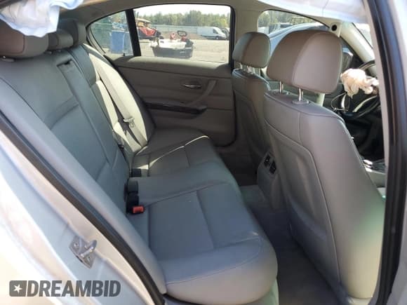 ✅ 2011 BMW 3 Series 335d • VIN: WBAPN7C55BF184106 • Lot: 81415145. Listed on Copart with 160,325 mi. Free auction sales archive from the USA and detailed vehicle history report at DreamBid. Image 10.