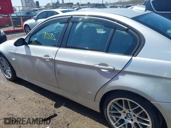 ✅ 2006 BMW 3 Series 325i • VIN: WBAVB13556PT00062 • Lot: 41912808. Listed on IAAI with 190,885 mi. Free auction sales archive from the USA and detailed vehicle history report at DreamBid. Image 14.