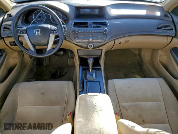 ✅ 2008 Honda Accord LX • VIN: 1HGCP26358A047652 • Лот: 94886675. Опубликован ранее на Copart с пробегом 206 808 миль. Бесплатный доступ к архиву аукционных продаж из США и подробный отчёт об истории автомобиля на DreamBid. Изображение 8.