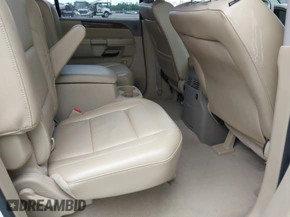 ✅ 2012 Nissan Armada Platinum • VIN: 5N1BA0NE5CN614040 • Lot: 42551134. Wystawiony na IAAI z przebiegiem 109 720 mil. Bezpłatny archiwum sprzedaży aukcyjnych z USA i szczegółowy raport historii pojazdu na DreamBid. Zdjęcie 8.