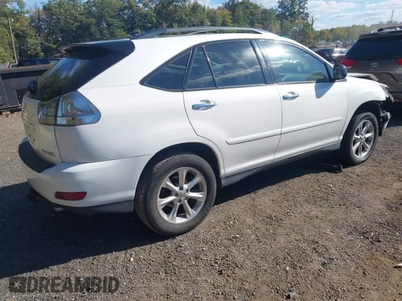 ✅ 2008 Lexus RX 350 • VIN: 2T2HK31U68C082376 • Lot: 43420350. Listed on IAAI with 187,184 mi. Free auction sales archive from the USA and detailed vehicle history report at DreamBid. Image 4.