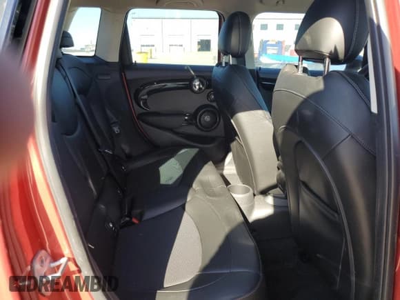 ✅ 2021 MINI Hardtop 4 Door Cooper S • VIN: WMWXU9C08M2N29397 • Lot: 54247915. Wystawiony na Copart z przebiegiem 8 654 mil. Bezpłatny archiwum sprzedaży aukcyjnych z USA i szczegółowy raport historii pojazdu na DreamBid. Zdjęcie 10.