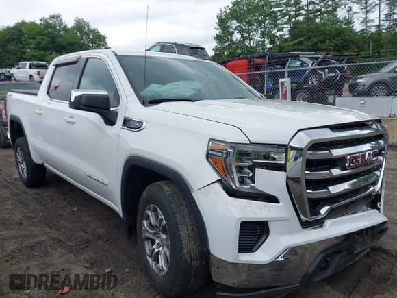 ✅ 2020 GMC Sierra 1500 SLE • VIN: 3GTU9BED7LG272978 • Лот: 42707886. Опубликован ранее на IAAI с пробегом 34 269 миль. Бесплатный доступ к архиву аукционных продаж из США и подробный отчёт об истории автомобиля на DreamBid. Изображение 1.