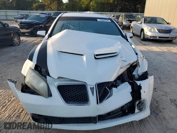 ✅ 2008 Pontiac G8 • VIN: 6G2ER577X8L122765 • Lot: 72089524. Wystawiony na Copart z przebiegiem 83 072 mil. Bezpłatny archiwum sprzedaży aukcyjnych z USA i szczegółowy raport historii pojazdu na DreamBid. Zdjęcie 5.