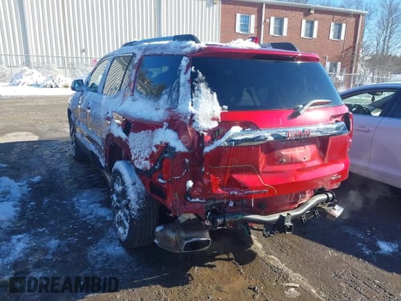 ✅ 2022 GMC Acadia SLE • VIN: 1GKKNRL46NZ156869 • Lot: 41308083. Wystawiony na IAAI z przebiegiem 37 167 mil. Bezpłatny archiwum sprzedaży aukcyjnych z USA i szczegółowy raport historii pojazdu na DreamBid. Zdjęcie 3.