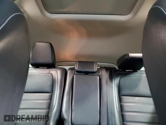 ✅ 2019 Ford Escape Titanium • VIN: 1FMCU9J9XKUC23625 • Lot: 90049675. Listed on Copart with 101,272 mi. Free auction sales archive from the USA and detailed vehicle history report at DreamBid. Image 10.