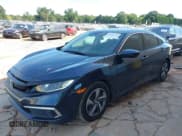✅ 2019 Honda Civic LX • VIN: 2HGFC2F67KH564494 • Lot: 43031922. Wystawiony na IAAI z przebiegiem 165 931 mil. Bezpłatny archiwum sprzedaży aukcyjnych z USA i szczegółowy raport historii pojazdu na DreamBid. Zdjęcie 17.