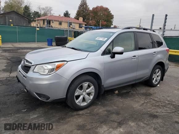 2015 Subaru Forester Premium with VIN JF2SJADC5FH825690, listed as a Copart auction lot 85371185 with 159,128 mi miles and Salvage title. Bid and sale history available at DreamBid. Image 1.