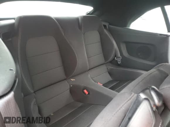 ✅ 2017 Ford Mustang V6 • VIN: 1FATP8EM9H5338861 • Lot: 41994795. Listed on Copart with 62,925 mi. Free auction sales archive from the USA and detailed vehicle history report at DreamBid. Image 10.