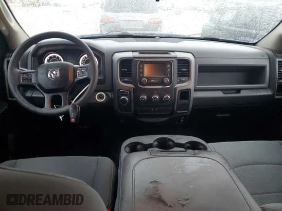 ✅ 2019 Ram 1500 Tradesman • VIN: 1C6RR6FG1KS637966 • Lot: 81295805. Wystawiony na Copart z przebiegiem 67 121 mil. Bezpłatny archiwum sprzedaży aukcyjnych z USA i szczegółowy raport historii pojazdu na DreamBid. Zdjęcie 8.