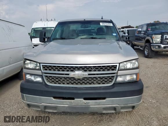 ✅ 2006 Chevrolet Silverado 2500HD Work Truck • VIN: 1GCHC23D46F256314 • Лот: 68255355. Опубликован ранее на Copart с пробегом 325 870 миль. Бесплатный доступ к архиву аукционных продаж из США и подробный отчёт об истории автомобиля на DreamBid. Изображение 5.
