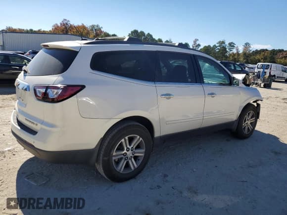 ✅ 2015 Chevrolet Traverse LT • VIN: 1GNKVHKDXFJ316783 • Lot: 89823485. Wystawiony na Copart z przebiegiem 145 822 mil. Bezpłatny archiwum sprzedaży aukcyjnych z USA i szczegółowy raport historii pojazdu na DreamBid. Zdjęcie 3.