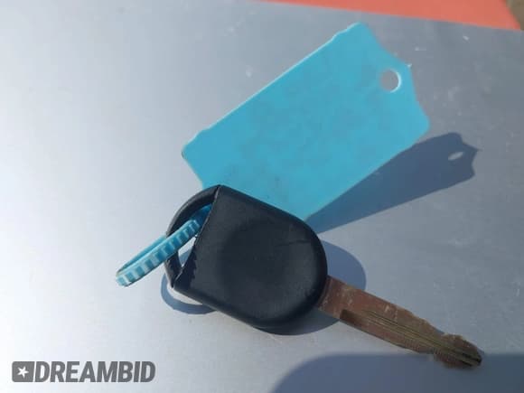 ✅ 2008 Ford F-250 XL • VIN: 1FTSW21R38EC64800 • Lot: 42436457. Wystawiony na IAAI z przebiegiem 199 201 mil. Bezpłatny archiwum sprzedaży aukcyjnych z USA i szczegółowy raport historii pojazdu na DreamBid. Zdjęcie 11.