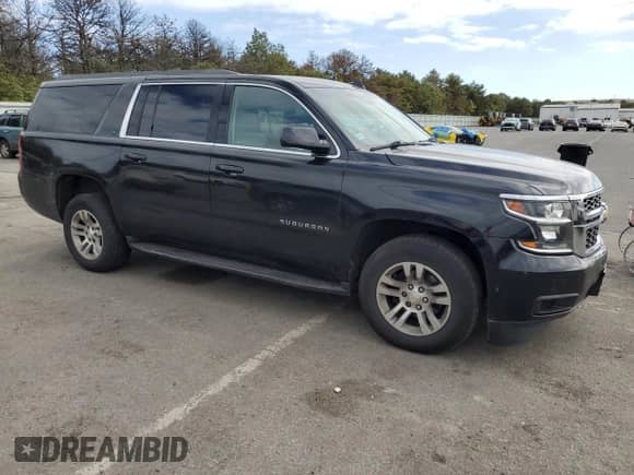 2017 Chevrolet Suburban LT z VIN 1GNSKHKC5HR276245, wystawiony jako Copart lot #74687144 z przebiegiem 257 186 mil mil oraz Czysty tytuł • Clean title. Historia ofert i sprzedaży dostępna na DreamBid. Obrazek 4.