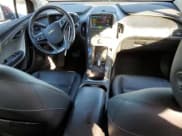 ✅ 2014 Chevrolet Volt • VIN: 1G1RD6E44EU140393 • Lot: 87260575. Wystawiony na Copart z przebiegiem 150 384 mil. Bezpłatny archiwum sprzedaży aukcyjnych z USA i szczegółowy raport historii pojazdu na DreamBid. Zdjęcie 8.