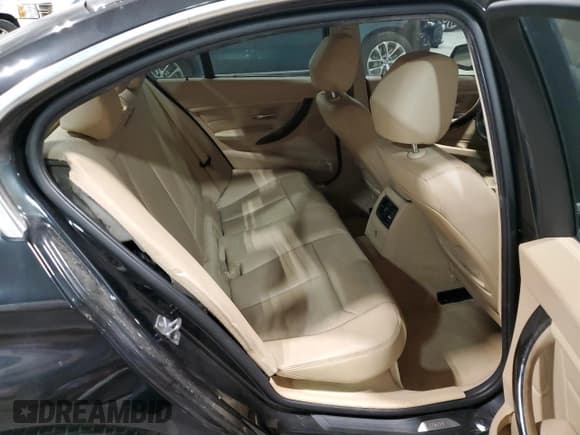 ✅ 2013 BMW 3 Series ActiveHybrid 3 • VIN: WBA3F9C57DF483803 • Лот: 93496005. Опубликован ранее на Copart с пробегом 115 468 миль. Бесплатный доступ к архиву аукционных продаж из США и подробный отчёт об истории автомобиля на DreamBid. Изображение 10.