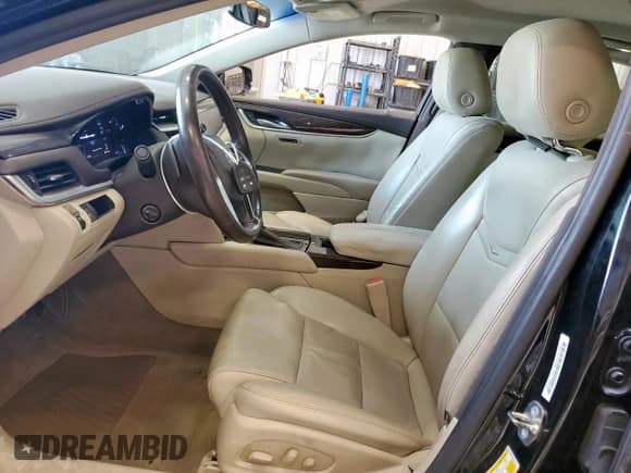 ✅ 2015 Cadillac XTS Luxury • VIN: 2G61N5S38F9254714 • Lot: 69844465. Wystawiony na Copart z przebiegiem 131 303 mil. Bezpłatny archiwum sprzedaży aukcyjnych z USA i szczegółowy raport historii pojazdu na DreamBid. Zdjęcie 7.