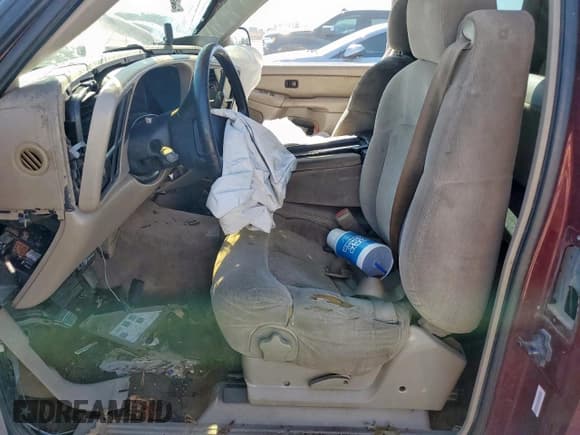 ✅ 2001 Chevrolet Silverado 1500 LS • VIN: 2GCEC19V311218747 • Lot: 91174435. Listed on Copart with Not provided. Free auction sales archive from the USA and detailed vehicle history report at DreamBid. Image 7.