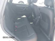 ✅ 2019 BMW 4 Series 430i • VIN: WBA4J1C50KBM17585 • Lot: 42938081. Wystawiony na IAAI z przebiegiem 91 860 mil. Bezpłatny archiwum sprzedaży aukcyjnych z USA i szczegółowy raport historii pojazdu na DreamBid. Zdjęcie 8.