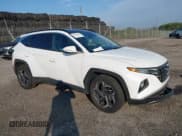 ✅ 2023 Hyundai Tucson Limited • VIN: KM8JFDA28PU105491 • Lot: 42844210. Wystawiony na IAAI z przebiegiem 13 821 mil. Bezpłatny archiwum sprzedaży aukcyjnych z USA i szczegółowy raport historii pojazdu na DreamBid. Zdjęcie 1.