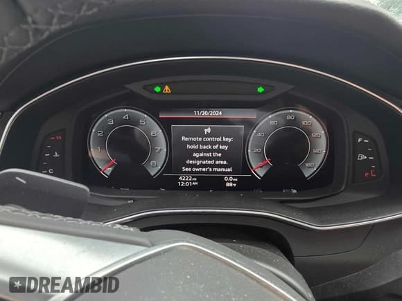 ✅ 2024 Audi A6 Premium Plus • VIN: WAUL2BF27RN062505 • Лот: 60145105. Опубликован ранее на Copart с пробегом 4 222 миль. Бесплатный доступ к архиву аукционных продаж из США и подробный отчёт об истории автомобиля на DreamBid. Изображение 8.