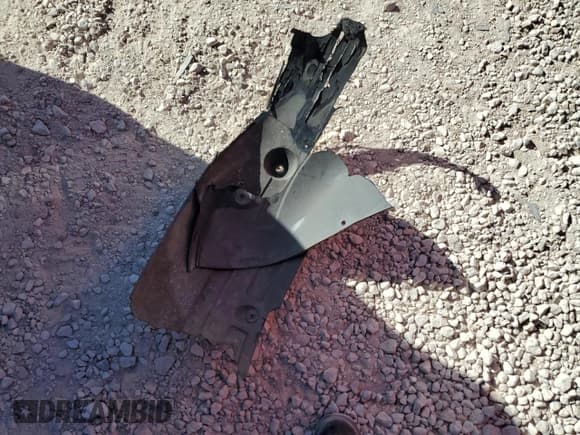 ✅ 2020 Hyundai Venue SE • VIN: KMHRB8A31LU028973 • Лот: 86640474. Опубликован ранее на Copart с пробегом 128 559 миль. Бесплатный доступ к архиву аукционных продаж из США и подробный отчёт об истории автомобиля на DreamBid. Изображение 13.