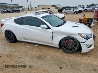 ✅ 2015 Hyundai Genesis Coupe Ultimate • VIN: KMHHU6KJ5FU125590 • Lot: 63104385. Wystawiony na Copart z przebiegiem 134 307 mil. Bezpłatny archiwum sprzedaży aukcyjnych z USA i szczegółowy raport historii pojazdu na DreamBid. Zdjęcie 4.