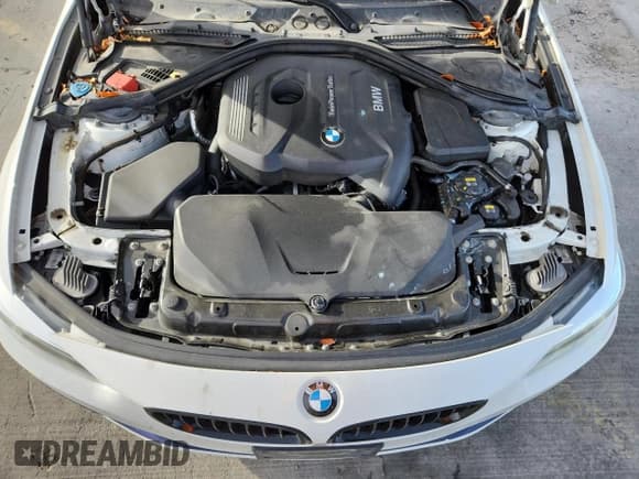 ✅ 2018 BMW 4 Series 430i xDrive • VIN: WBA4J3C55JBG91944 • Lot: 93328935. Wystawiony na Copart z przebiegiem 98 881 mil. Bezpłatny archiwum sprzedaży aukcyjnych z USA i szczegółowy raport historii pojazdu na DreamBid. Zdjęcie 11.