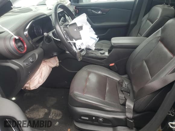 ✅ 2020 Chevrolet Blazer RS • VIN: 3GNKBERS5LS641914 • Lot: 84635405. Wystawiony na Copart z przebiegiem 104 787 mil. Bezpłatny archiwum sprzedaży aukcyjnych z USA i szczegółowy raport historii pojazdu na DreamBid. Zdjęcie 7.