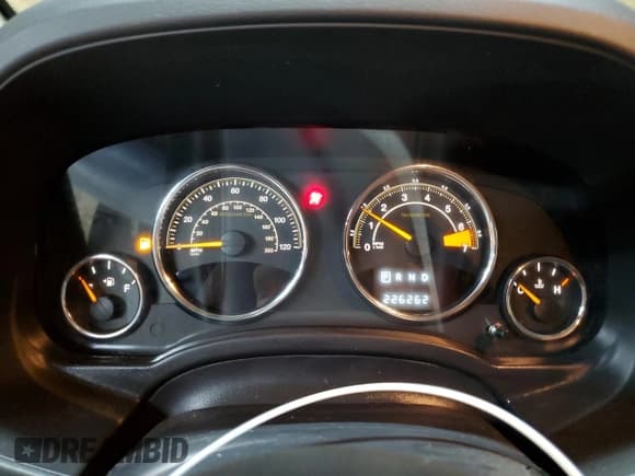 ✅ 2017 Jeep Compass High Altitude • VIN: 1C4NJDEB1HD173583 • Lot: 64268865. Wystawiony na Copart z przebiegiem 226 262 mil. Bezpłatny archiwum sprzedaży aukcyjnych z USA i szczegółowy raport historii pojazdu na DreamBid. Zdjęcie 9.