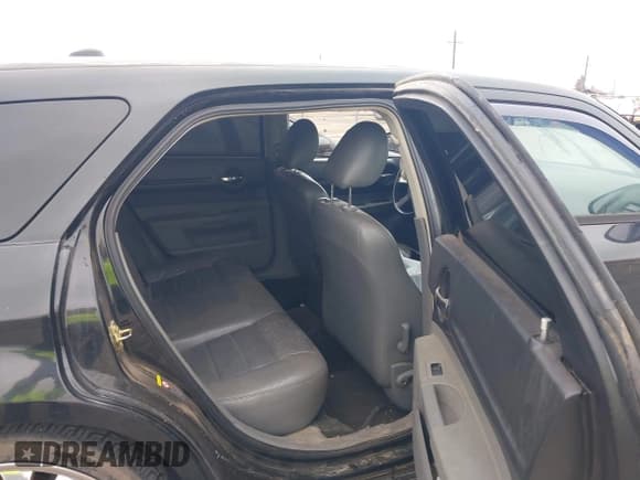 ✅ 2005 Dodge Magnum RT • VIN: 2D8GV582X5H544304 • Lot: 42138995. Listed on IAAI with 204,484 mi. Free auction sales archive from the USA and detailed vehicle history report at DreamBid. Image 8.