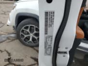 ✅ 2024 Jeep Compass Limited • VIN: 3C4NJDCN5RT128297 • Lot: 81439605. Wystawiony na Copart z przebiegiem 18 949 mil. Bezpłatny archiwum sprzedaży aukcyjnych z USA i szczegółowy raport historii pojazdu na DreamBid. Zdjęcie 12.