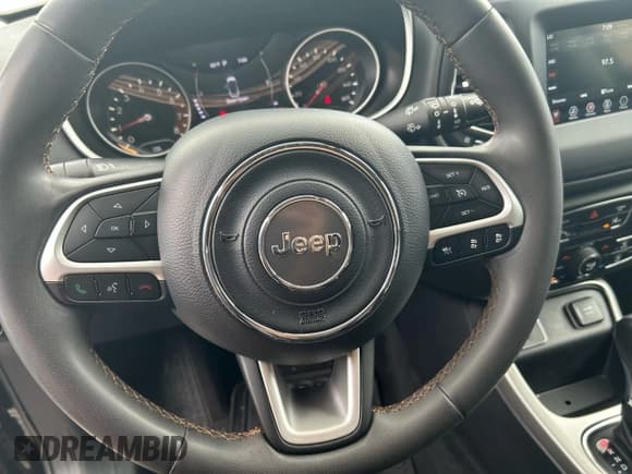 ✅ 2021 Jeep Compass Altitude • VIN: 3C4NJCBB7MT580844 • Lot: 86319905. Listed on Copart with 64,499 mi. Free auction sales archive from the USA and detailed vehicle history report at DreamBid. Image 13.