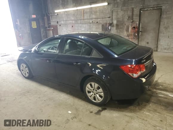 ✅ 2016 Chevrolet Cruze LS • VIN: 1G1PB5SGXG7221728 • Lot: 53065405. Listed on Copart with 47,605 mi. Free auction sales archive from the USA and detailed vehicle history report at DreamBid. Image 2.
