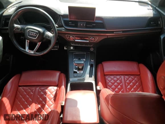 ✅ 2018 Audi SQ5 Prestige • VIN: WA1C4AFY1J2044755 • Лот: 80818915. Опубликован ранее на Copart с пробегом Не указан. Бесплатный доступ к архиву аукционных продаж из США и подробный отчёт об истории автомобиля на DreamBid. Изображение 8.