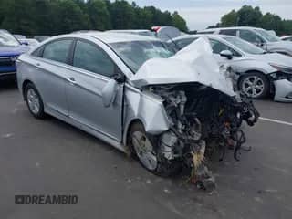 2012 Hyundai Sonata Hybrid с VIN KMHEC4A43CA031162, выставлен на аукционе IAAI как лот 43080478 с пробегом 133 578 миль миль и . История ставок и продаж доступна на DreamBid. Изображение 1.