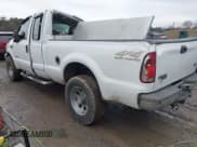 ✅ 2001 Ford F-250 XL • VIN: 1FTNX21F61ED37101 • Lot: 43788841. Wystawiony na IAAI z przebiegiem 374 453 mil. Bezpłatny archiwum sprzedaży aukcyjnych z USA i szczegółowy raport historii pojazdu na DreamBid. Zdjęcie 3.