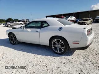 ✅ 2021 Dodge Challenger R/T • VIN: 2C3CDZBT6MH590563 • Lot: 40641803. Wystawiony na Copart z przebiegiem 18 578 mil. Bezpłatny archiwum sprzedaży aukcyjnych z USA i szczegółowy raport historii pojazdu na DreamBid. Zdjęcie 2.
