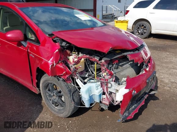 ✅ 2013 Toyota Prius Three • VIN: JTDKN3DU5D5556905 • Lot: 43462606. Listed on IAAI with 245,506 mi. Free auction sales archive from the USA and detailed vehicle history report at DreamBid. Image 6.