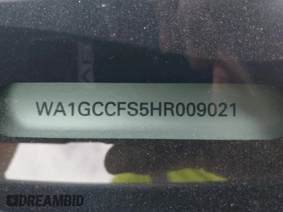 ✅ 2017 Audi Q3 Prestige • VIN: WA1GCCFS5HR009021 • Lot: 41934138. Listed on IAAI with 60,320 mi. Free auction sales archive from the USA and detailed vehicle history report at DreamBid. Image 9.