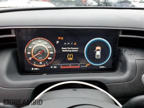 2024 Hyundai Santa Cruz Night Edition с VIN 5NTJCDAF6RH079696, выставлен на аукционе Copart как лот 44458035 с пробегом 5 739 миль миль и Списание • Salvage title. История ставок и продаж доступна на DreamBid. Изображение 9.