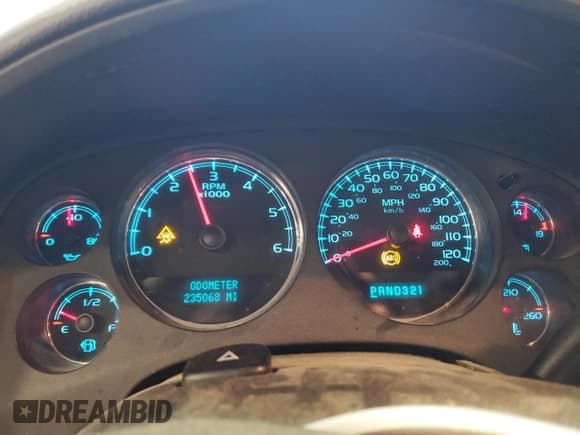 ✅ 2007 Chevrolet Silverado 1500 LTZ • VIN: 2GCEC13J371627443 • Lot: 85050444. Listed on Copart with 235,068 mi. Free auction sales archive from the USA and detailed vehicle history report at DreamBid. Image 9.