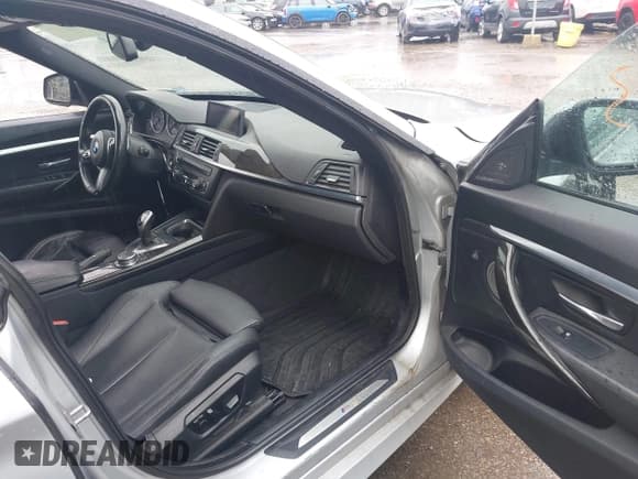 ✅ 2015 BMW 3 Series 328i Gran Turismo xDrive • VIN: WBA3X5C51FD561738 • Lot: 42453383. Wystawiony na IAAI z przebiegiem 108 752 mil. Bezpłatny archiwum sprzedaży aukcyjnych z USA i szczegółowy raport historii pojazdu na DreamBid. Zdjęcie 5.