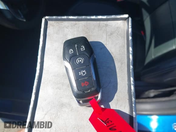 ✅ 2017 Ford Mustang EcoBoost • VIN: 1FA6P8TH4H5235611 • Lot: 43279135. Listed on IAAI with 68,112 mi. Free auction sales archive from the USA and detailed vehicle history report at DreamBid. Image 11.