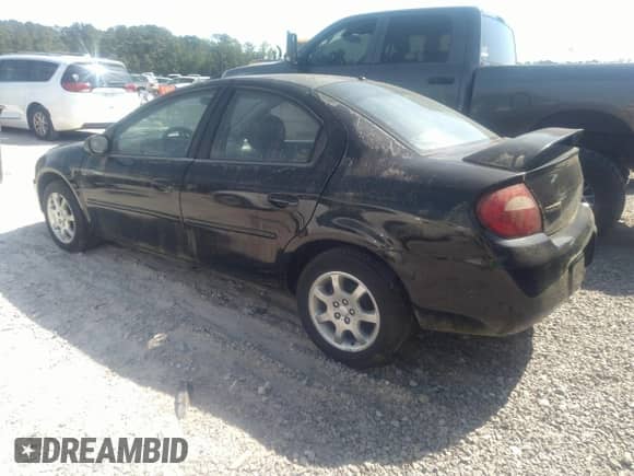 2004 Dodge Neon SXT z VIN 1B3ES56C24D504340, wystawiony jako IAAI lot #42155321 z przebiegiem 188 172 mil mil oraz . Historia ofert i sprzedaży dostępna na DreamBid. Obrazek 3.