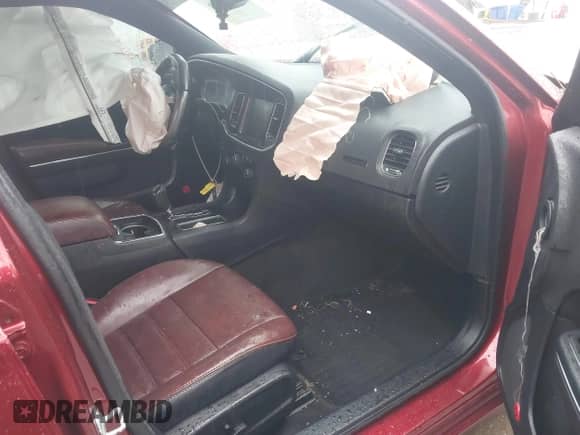 ✅ 2014 Dodge Charger RT • VIN: 2C3CDXCT4EH219244 • Lot: 41519286. Wystawiony na IAAI z przebiegiem 111 385 mil. Bezpłatny archiwum sprzedaży aukcyjnych z USA i szczegółowy raport historii pojazdu na DreamBid. Zdjęcie 5.